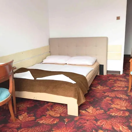 Centrum Resort *